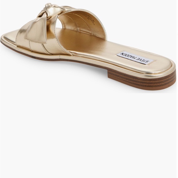 Steve Madden Shoes - BNWT gold Steve Madden sandals